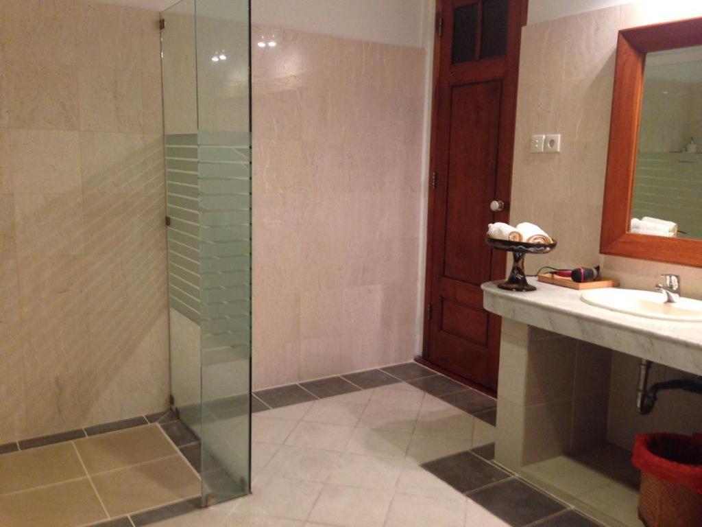 Villa Kunang Seminyak Eksteriør billede